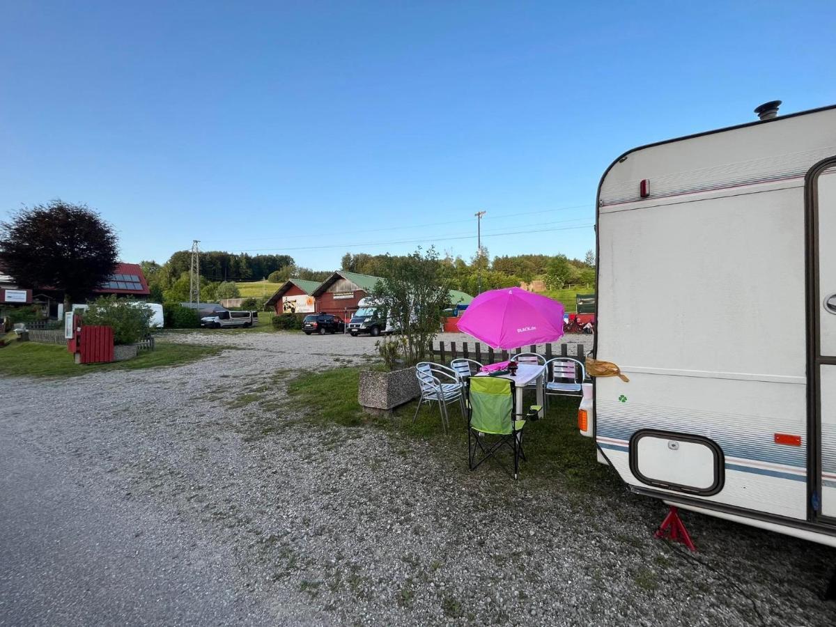 Rosslwirt-Rast Bed and Breakfast Strass im Attergau Buitenkant foto