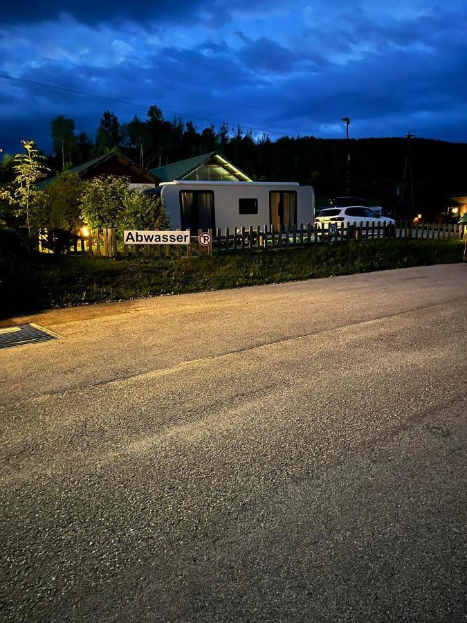 Rosslwirt-Rast Bed and Breakfast Strass im Attergau Buitenkant foto