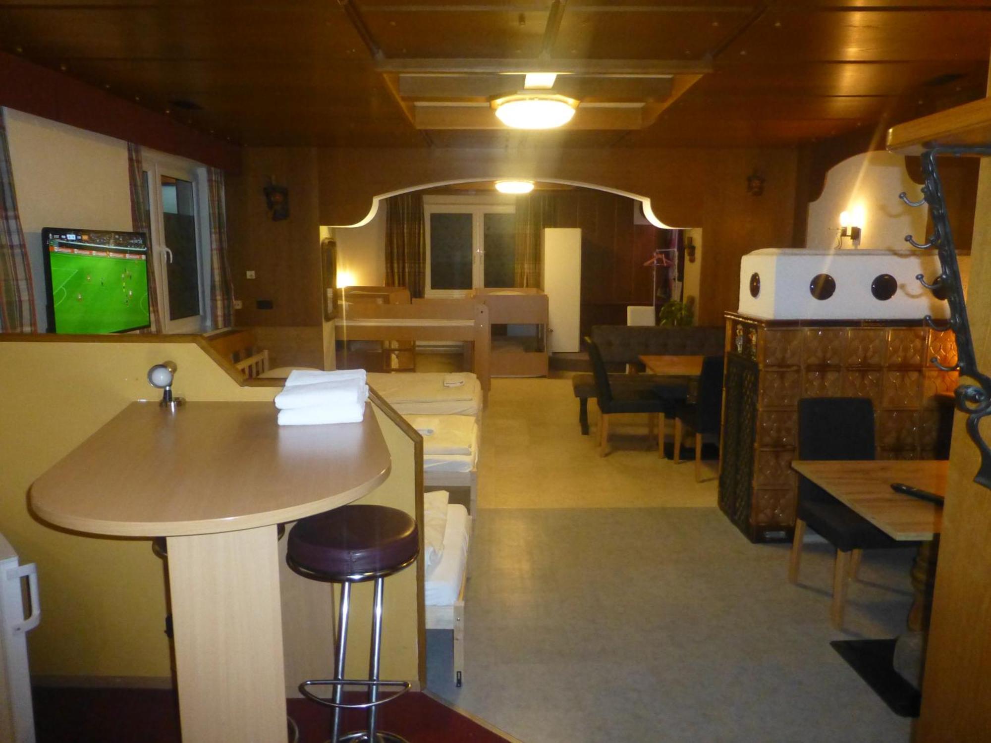 Rosslwirt-Rast Bed and Breakfast Strass im Attergau Buitenkant foto