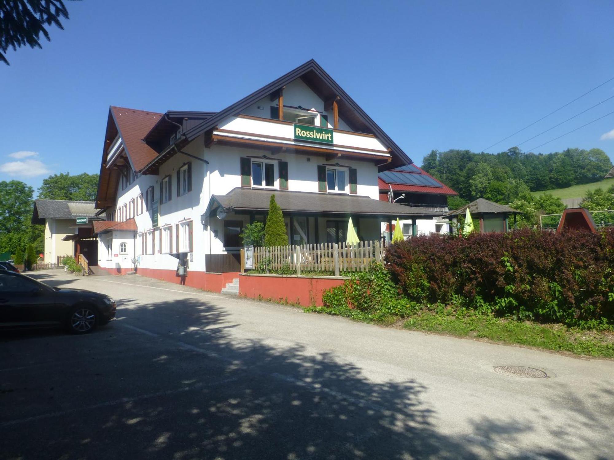 Rosslwirt-Rast Bed and Breakfast Strass im Attergau Buitenkant foto
