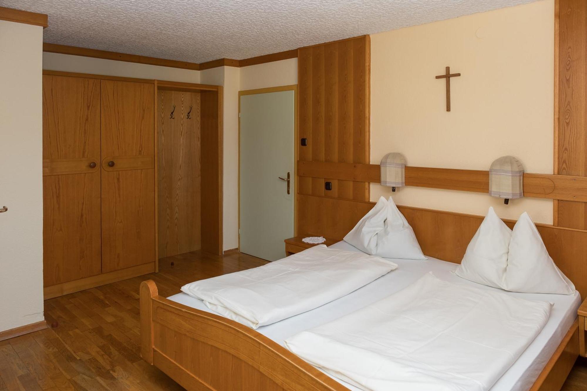Rosslwirt-Rast Bed and Breakfast Strass im Attergau Buitenkant foto