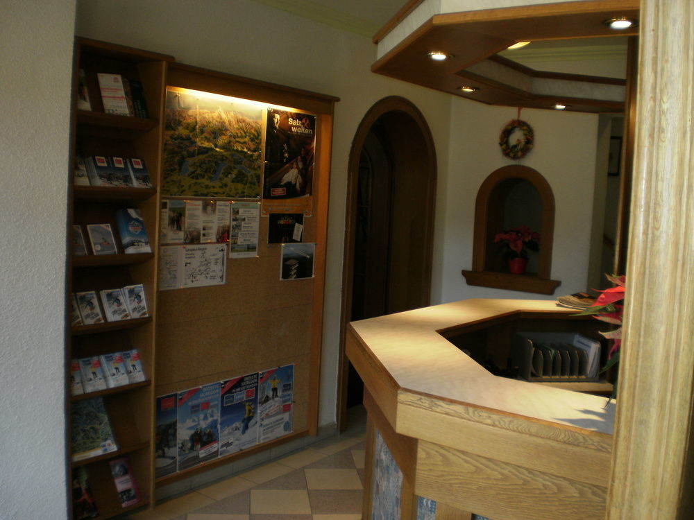 Rosslwirt-Rast Bed and Breakfast Strass im Attergau Buitenkant foto