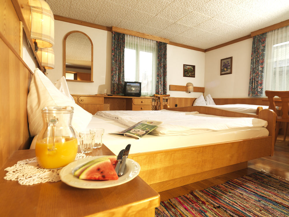 Rosslwirt-Rast Bed and Breakfast Strass im Attergau Buitenkant foto