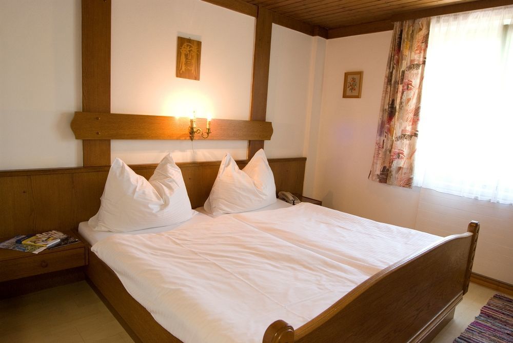 Rosslwirt-Rast Bed and Breakfast Strass im Attergau Buitenkant foto